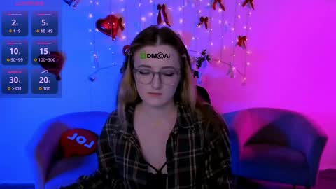 luna_berryy online show from 30, 5, 2026