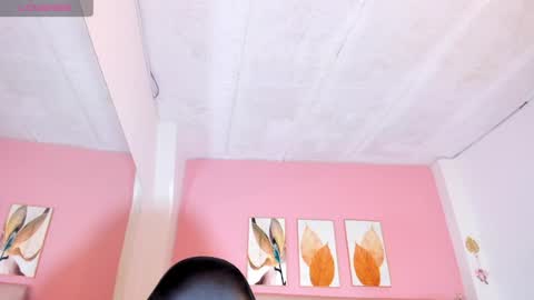 luna_bradley_ online show from 30, 4, 2026