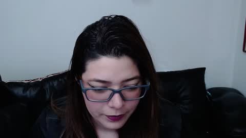 Snapshot of luna_charlotte chatting on 25, 1, 2025 Luna Alaia online show from 25, 1, 2025