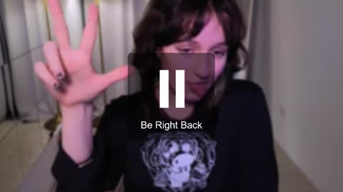 Snapshot of luna_cosmic chatting on 10, 12, 2024 Luna online show from 10, 12, 2024