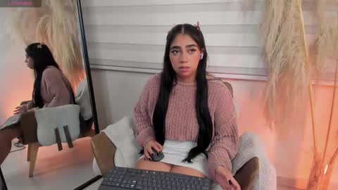 Snapshot of luna_cute14 chatting on 18, 3, 2026 luna_cute14 online show from 18, 3, 2026