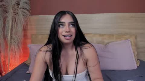 Snapshot of luna_cute14 chatting on 18, 4, 2026 luna_cute14 online show from 18, 4, 2026