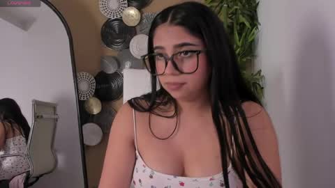 Snapshot of luna_cute14 chatting on 23, 4, 2026 luna_cute14 online show from 23, 4, 2026