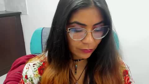 luna  online show from 17, 1, 2025