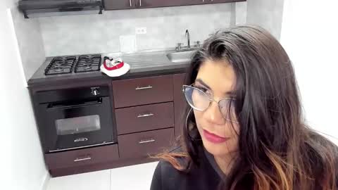 luna  online show from 11, 3, 2025