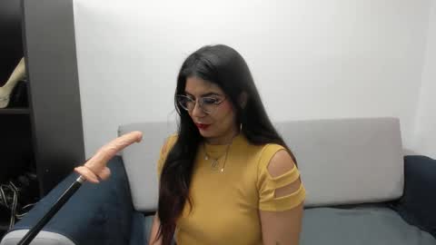 luna  online show from 12, 10, 2025