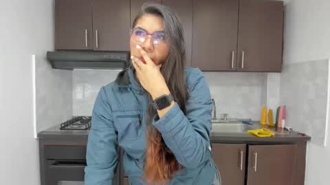 luna  online show from 19, 5, 2026