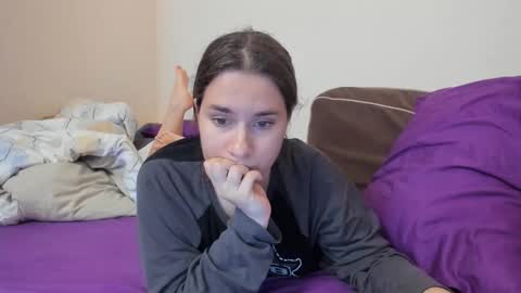 Snapshot of luna_elif chatting on 8, 11, 2025 luna_elif online show from 8, 11, 2025