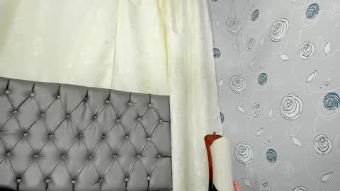 Luna Eva online show from 3, 1, 2025