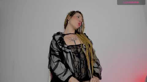 Snapshot of luna_hazard chatting on 5, 12, 2024 luna_hazard online show from 5, 12, 2024