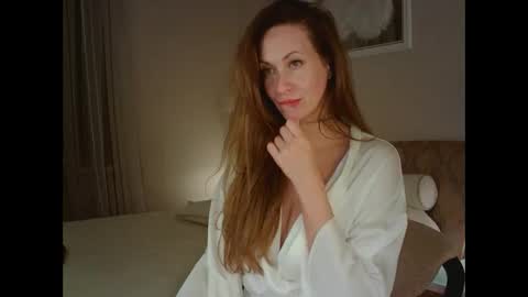 luna_hoti online show from 9, 5, 2026
