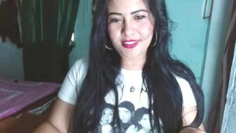 Snapshot of luna_india chatting on 27, 1, 2025 luna_india online show from 27, 1, 2025