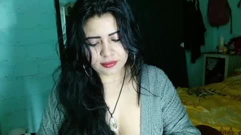 Snapshot of luna_india chatting on 21, 2, 2025 luna_india online show from 21, 2, 2025