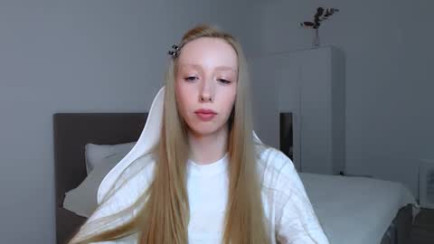 Luna online show from 14, 9, 2025