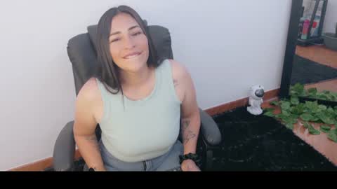 Snapshot of luna_lgomez chatting on 23, 6, 2026 luna online show from 23, 6, 2026
