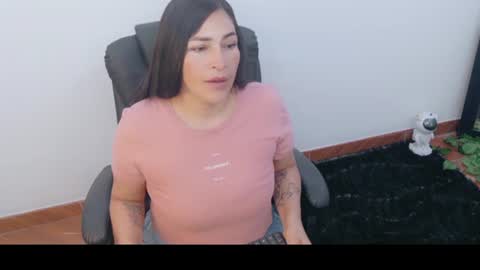 Snapshot of luna_lgomez chatting on 24, 6, 2026 luna online show from 24, 6, 2026