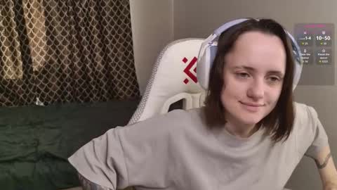 Snapshot of luna_loveeee chatting on 24, 9, 2025 luna_loveeee online show from 24, 9, 2025