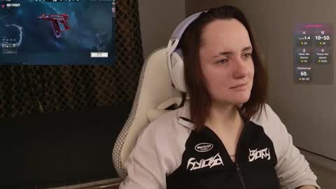 Snapshot of luna_loveeee chatting on 7, 11, 2025 luna_loveeee online show from 7, 11, 2025