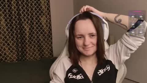 Snapshot of luna_loveeee chatting on 17, 11, 2025 luna_loveeee online show from 17, 11, 2025