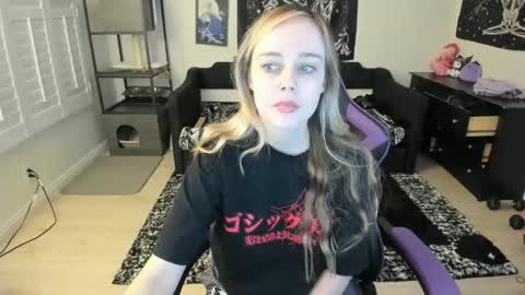 Luna online show from 24, 2, 2026