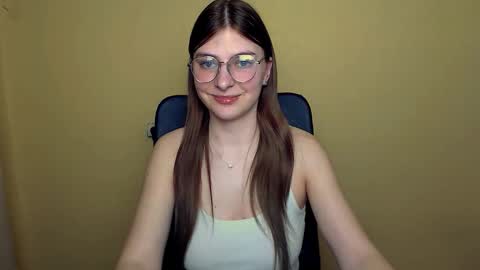 Snapshot of luna_lush_ chatting on 25, 2, 2026 Luna online show from 25, 2, 2026