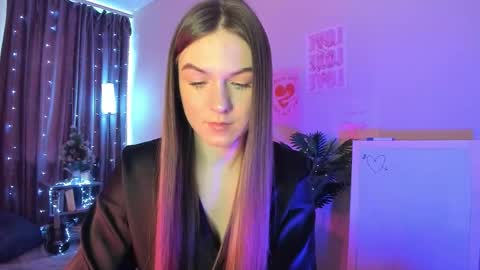 luna_lust_211 online show from 16, 3, 2026