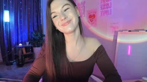luna_lust_211 online show from 26, 3, 2026