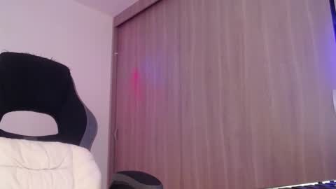 Snapshot of luna_mails chatting on 13, 12, 2025 Luna online show from 13, 12, 2025