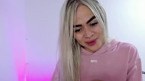 Luna Marquez online show from 15, 5, 2026