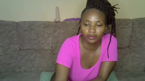 luna_peachy online show from 20, 7, 2026