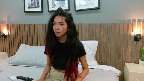 LUNA  online show from 20, 11, 2025