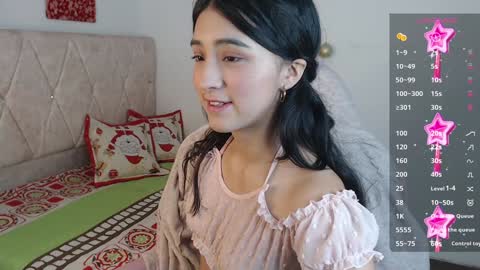 Snapshot of luna_roussee chatting on 22, 1, 2025 luna_roussee online show from 22, 1, 2025