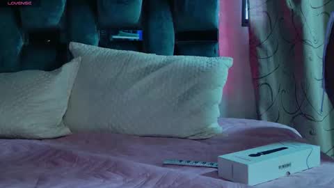 Snapshot of luna_sophya chatting on 6, 10, 2025 luna_sophya online show from 6, 10, 2025