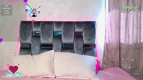 Snapshot of luna_sophya chatting on 19, 10, 2025 luna_sophya online show from 19, 10, 2025