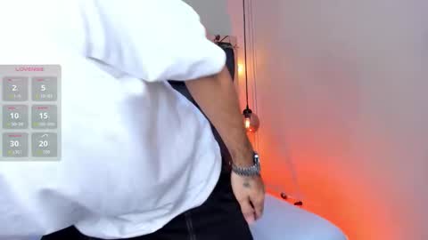 Luna Stanford online show from 5, 1, 2026