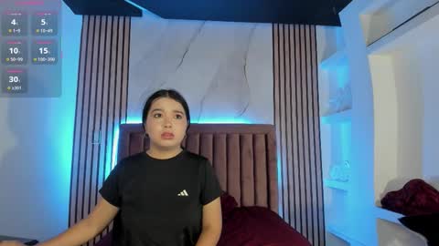 Snapshot of luna_sweeett_ chatting on 23, 9, 2025 Luna online show from 23, 9, 2025