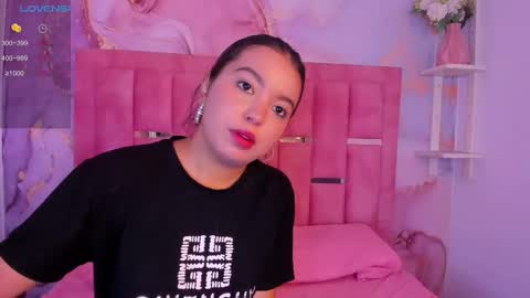 Snapshot of luna_sweeett_ chatting on 28, 9, 2025 Luna online show from 28, 9, 2025