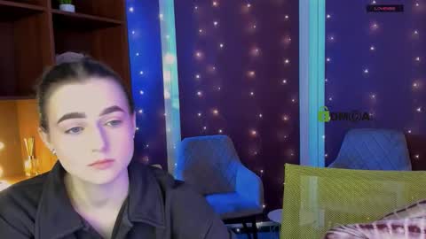 Luna online show from 17, 12, 2025