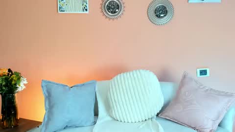 LUNA  online show from 27, 2, 2026