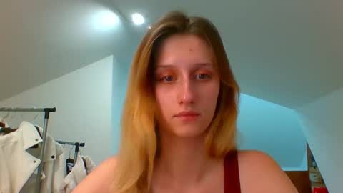 Snapshot of luna_xsensual chatting on 6, 12, 2024 L U N A  online show from 6, 12, 2024