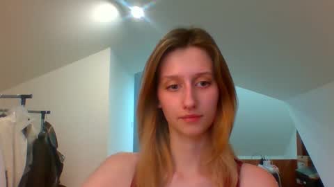 Snapshot of luna_xsensual chatting on 22, 1, 2025 L U N A  online show from 22, 1, 2025