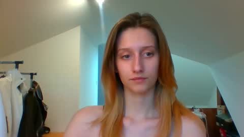 Snapshot of luna_xsensual chatting on 29, 1, 2025 L U N A  online show from 29, 1, 2025