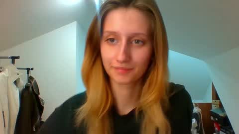 Snapshot of luna_xsensual chatting on 30, 1, 2025 L U N A  online show from 30, 1, 2025