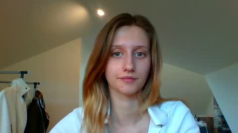 Snapshot of luna_xsensual chatting on 14, 2, 2025 L U N A  online show from 14, 2, 2025