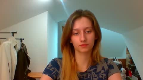 Snapshot of luna_xsensual chatting on 17, 2, 2025 L U N A  online show from 17, 2, 2025