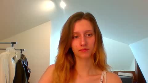 Snapshot of luna_xsensual chatting on 25, 2, 2025 L U N A  online show from 25, 2, 2025