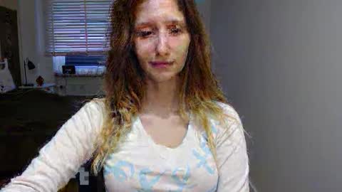 Snapshot of luna_xsensual chatting on 1, 10, 2025 L U N A  online show from 1, 10, 2025