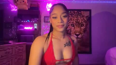 lunaa_11 online show from 20, 5, 2026