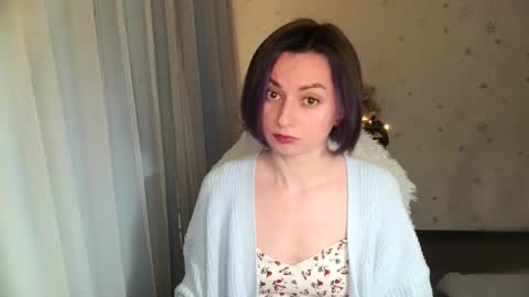lunaa_bluee online show from 12, 5, 2026