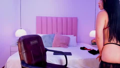 lunaa_skye online show from 6, 10, 2025